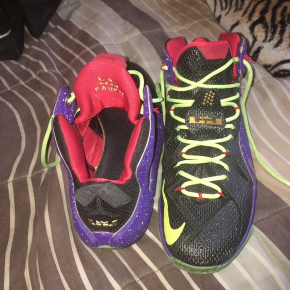 Lebron James Custom 12 - Picture 3 of 4